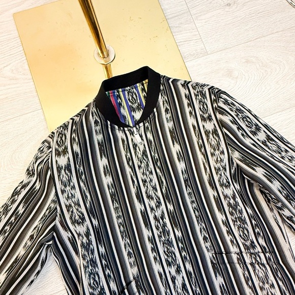 BNWOT Rare Saint Laurent Reversible Printed Jacket Size Small JU0014 - Picture 9 of 16